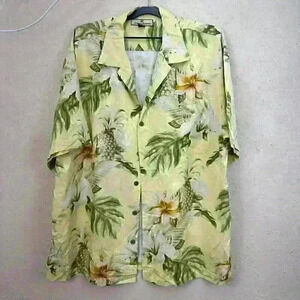 Tommy Bahama floral Hawaiian mens shirt  sz L MC2